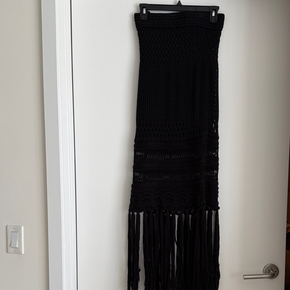 Chic Black Crochet Maxi Skirt